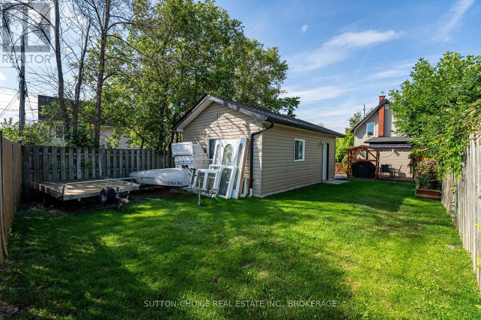 372 Third Avenue E Property Photo 42