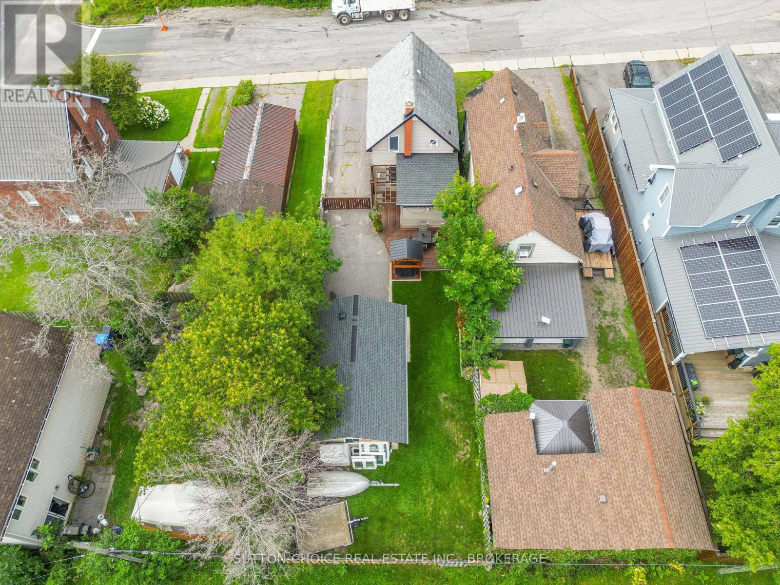 372 Third Avenue E Property Photo 46