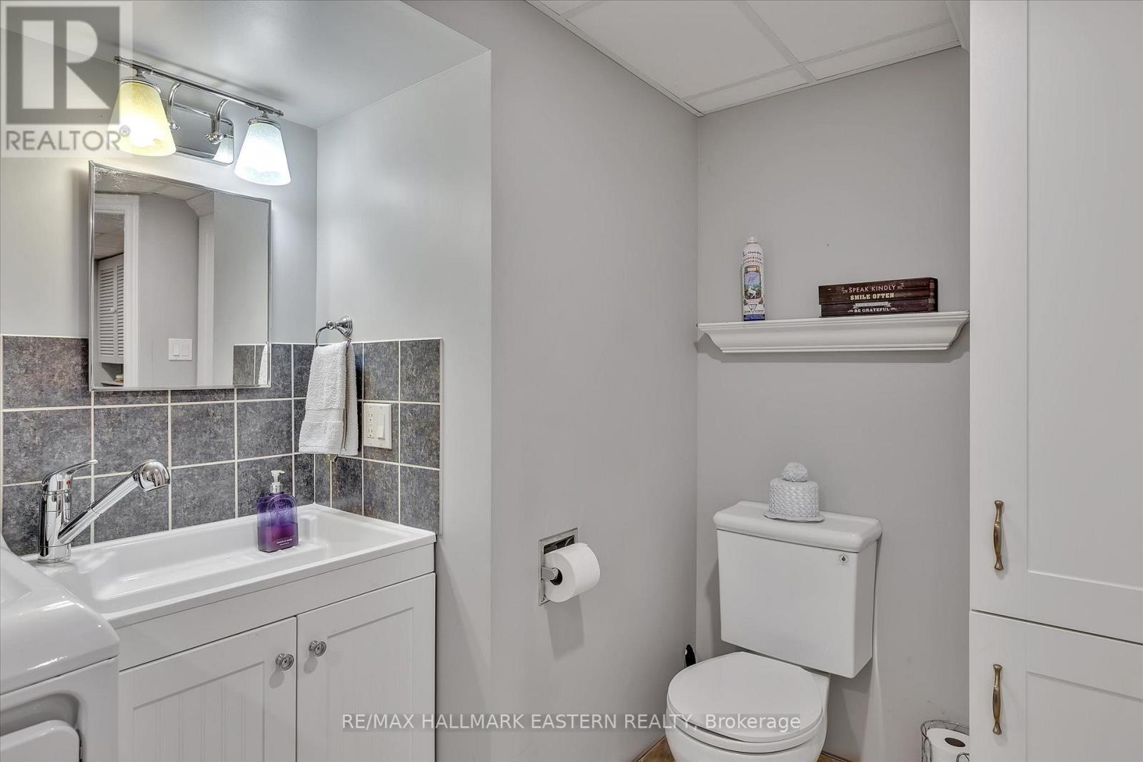 959 Golfview Road Property Photo 32
