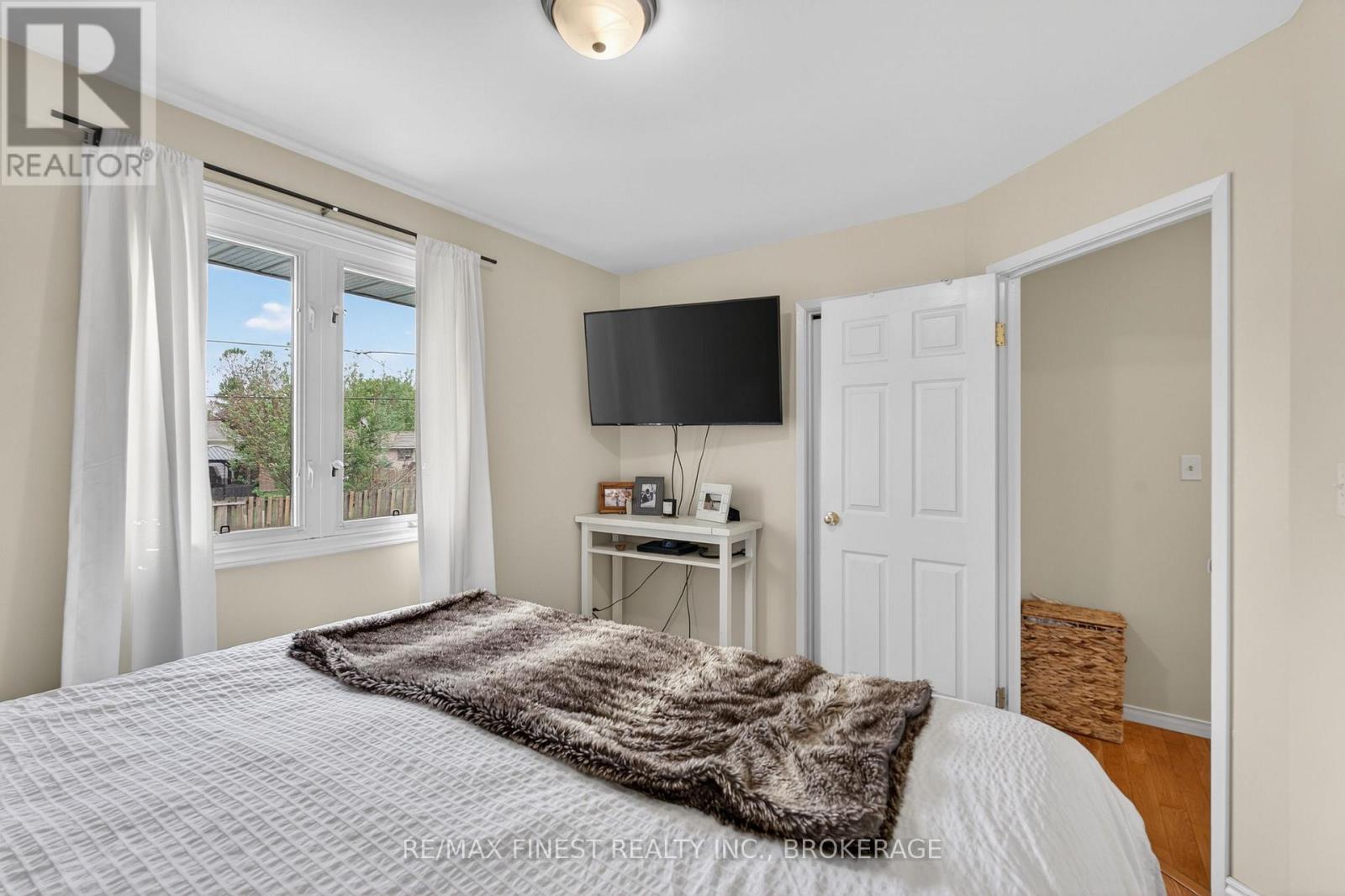 14 Chesterfield Drive Property Photo 16