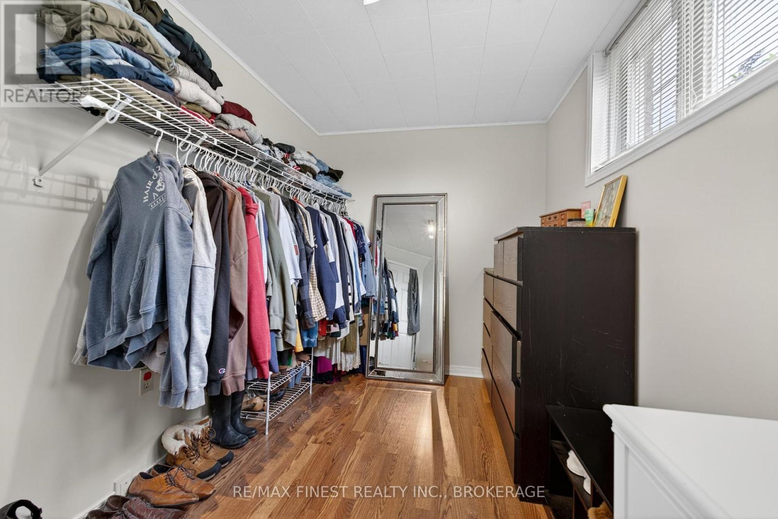 14 Chesterfield Drive Property Photo 26