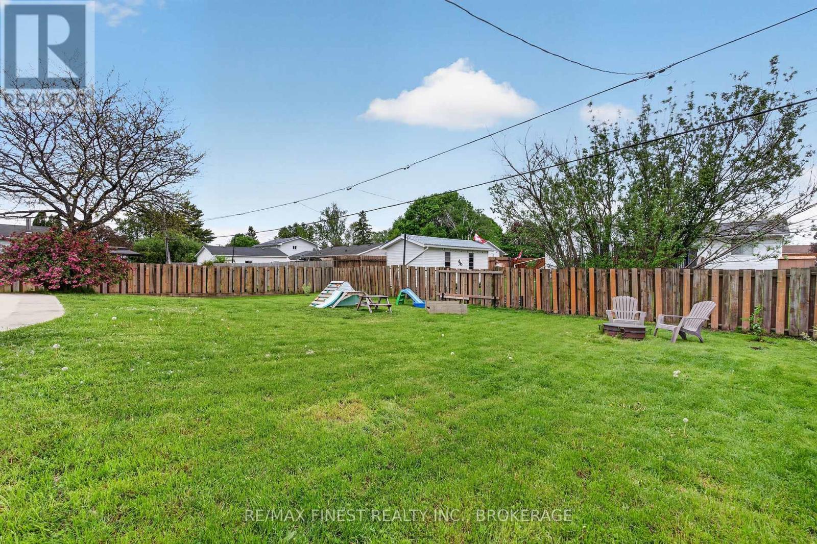 14 Chesterfield Drive Property Photo 36