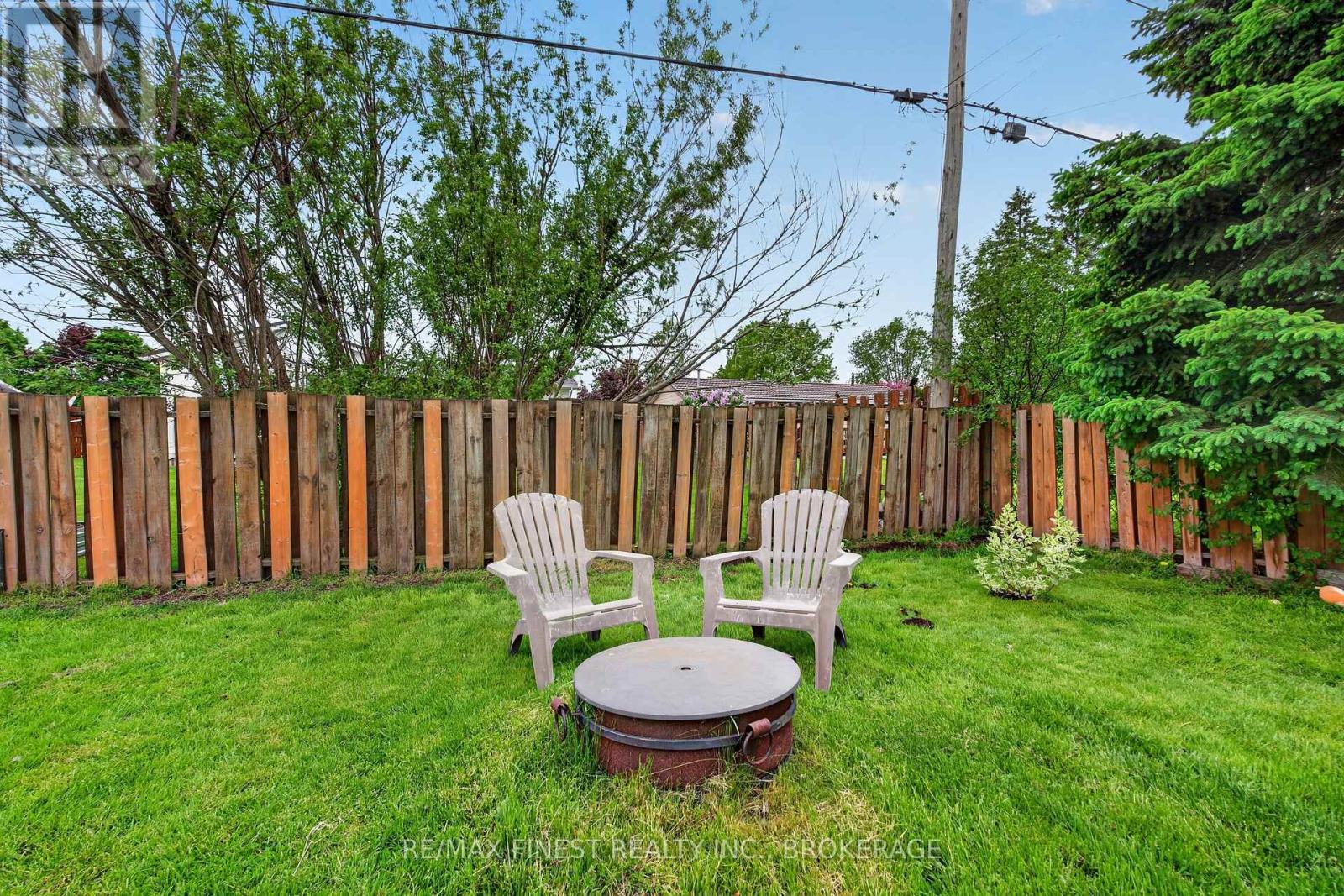 14 Chesterfield Drive Property Photo 37