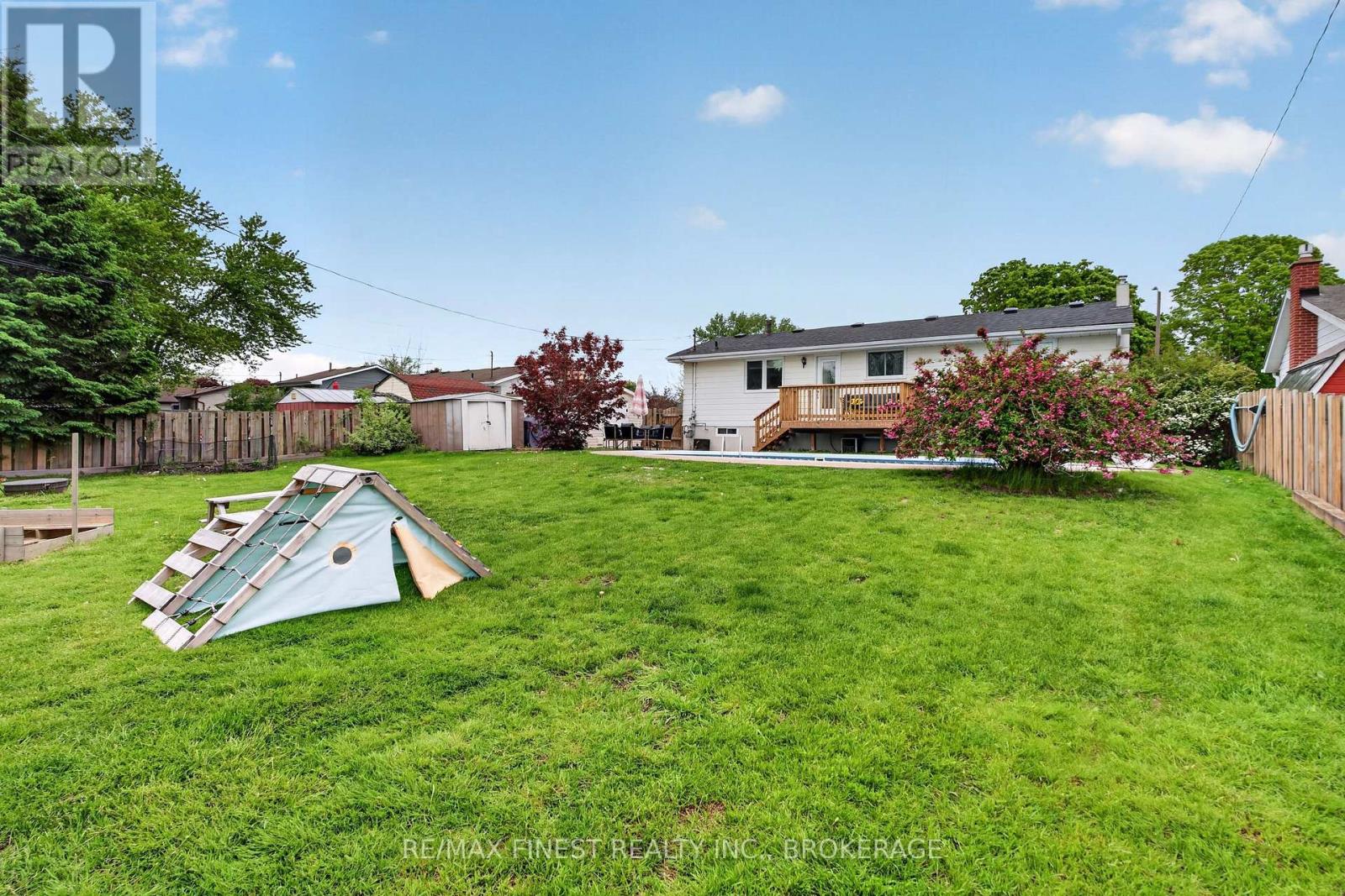 14 Chesterfield Drive Property Photo 39