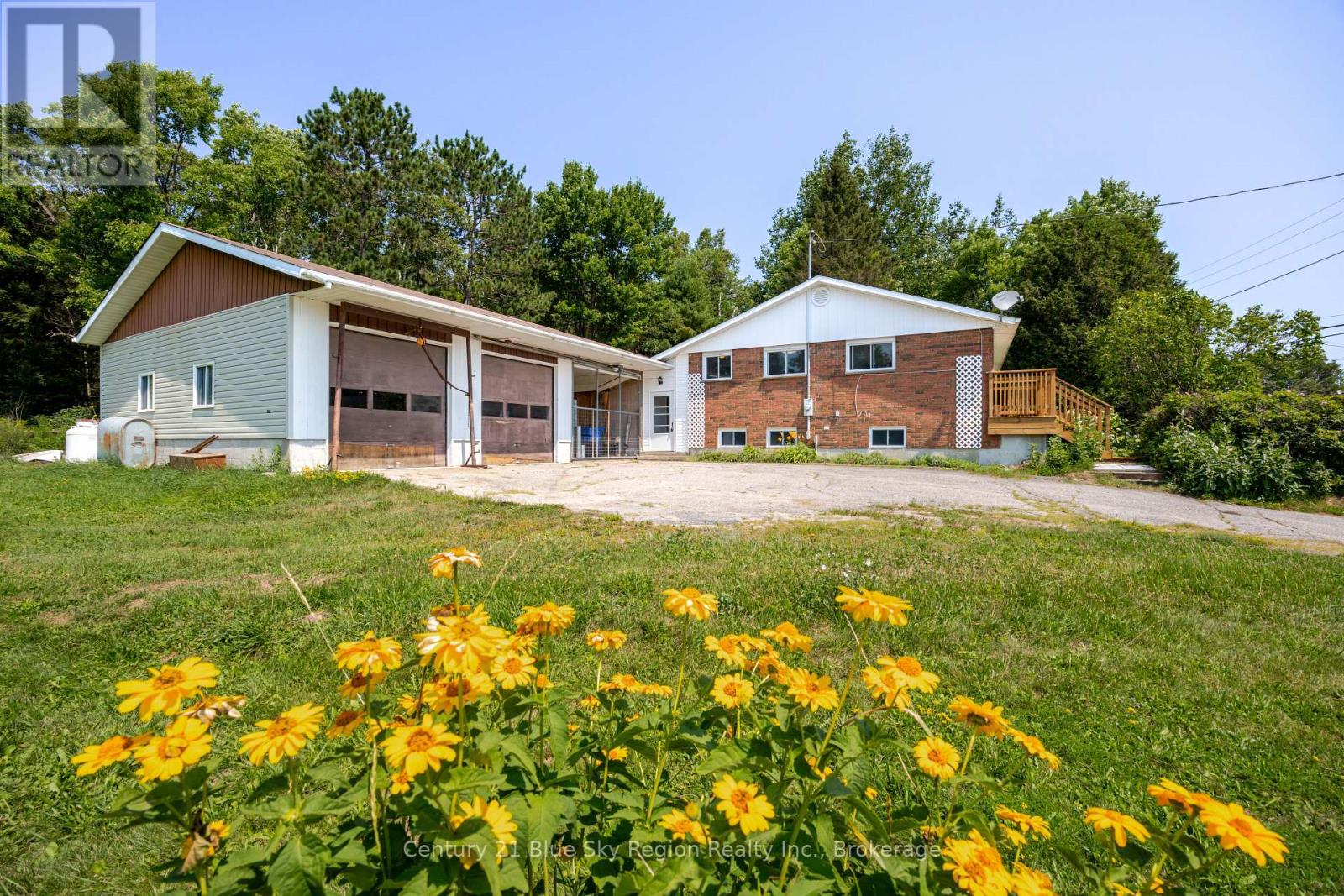 1351 Village Road Property Photo 3