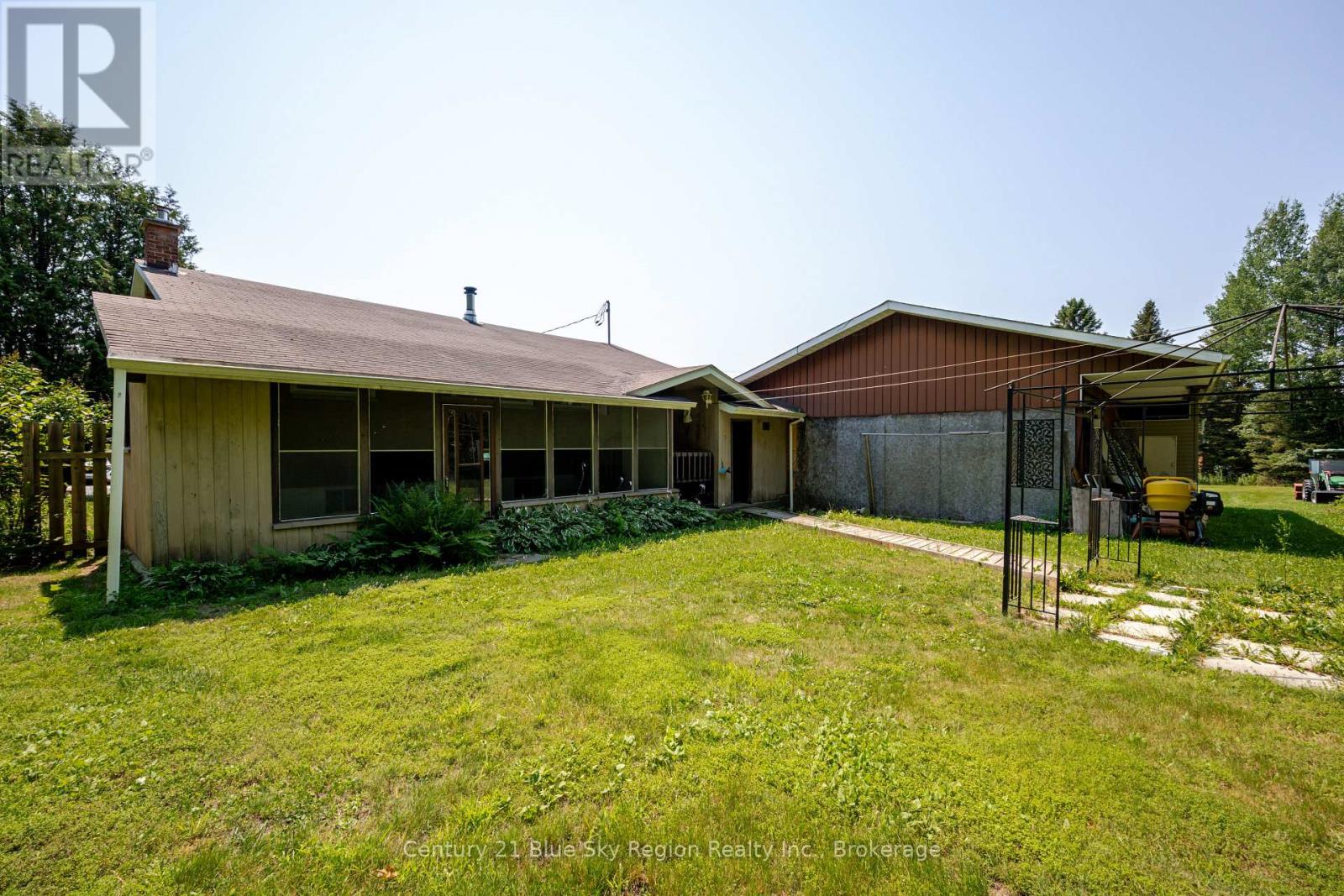 1351 Village Road Property Photo 36