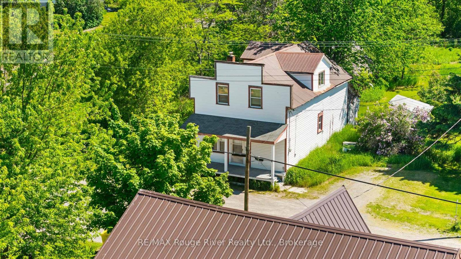 2407 Indian River Line Property Photo 2