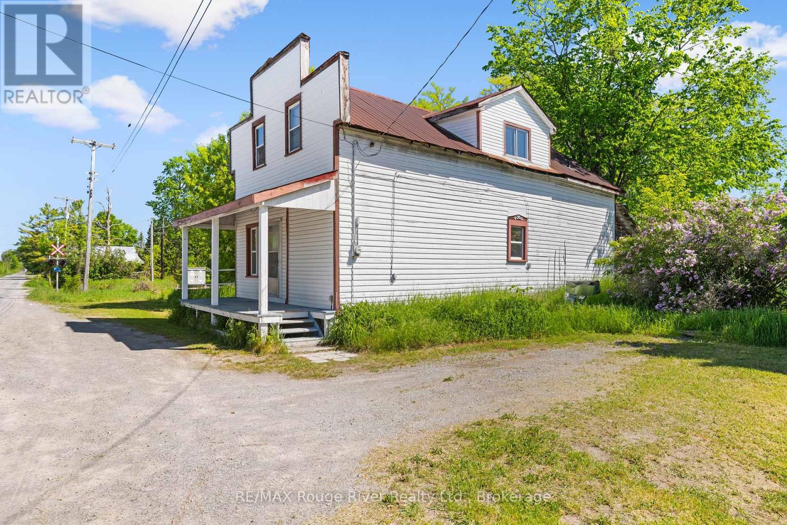 2407 Indian River Line Property Photo 5
