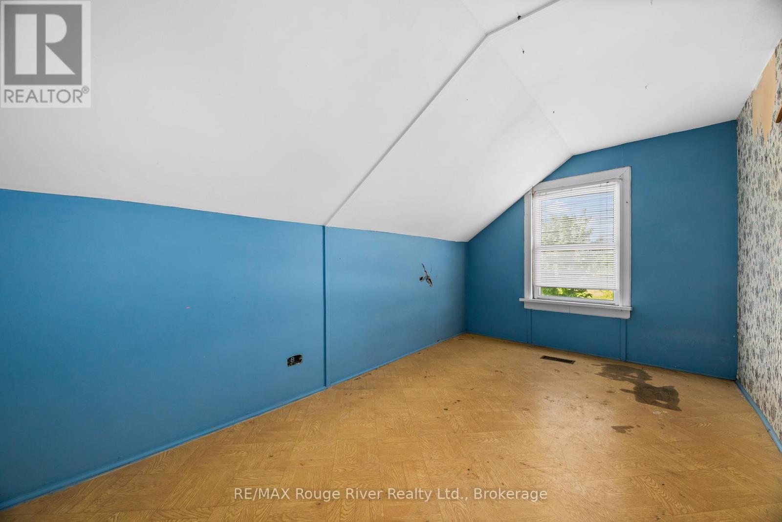 2407 Indian River Line Property Photo 23