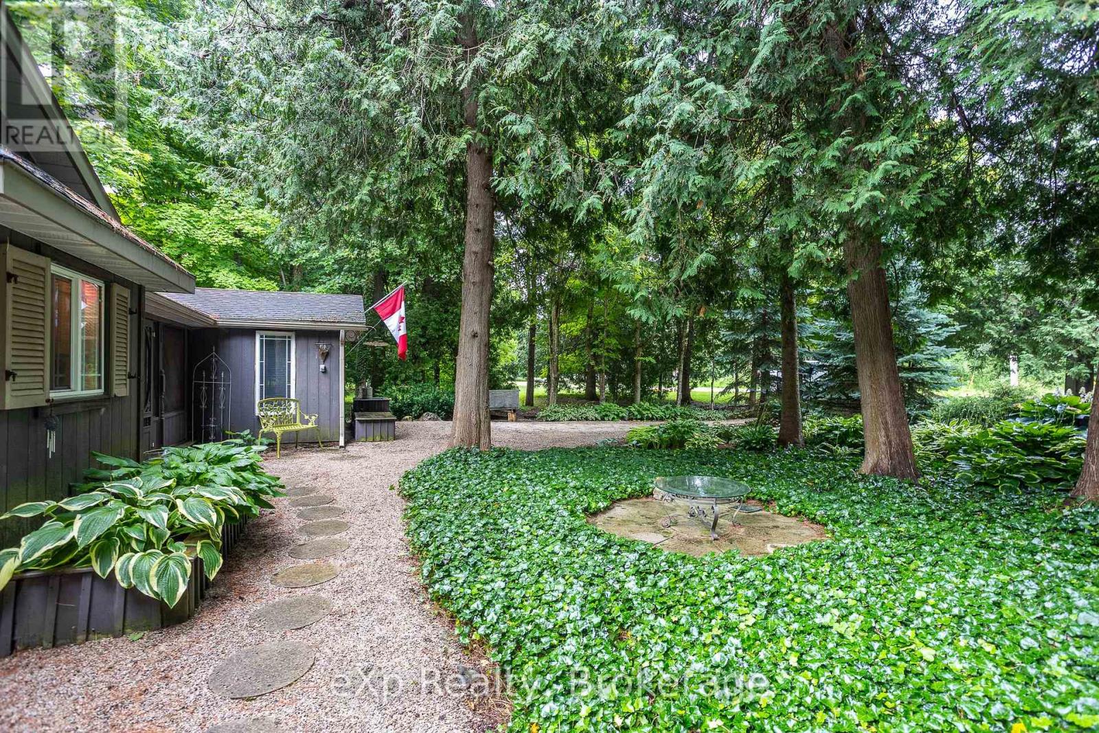 127 Paisley Drive Property Photo 8