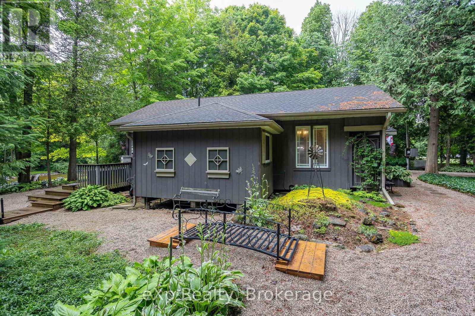 127 Paisley Drive Property Photo 14