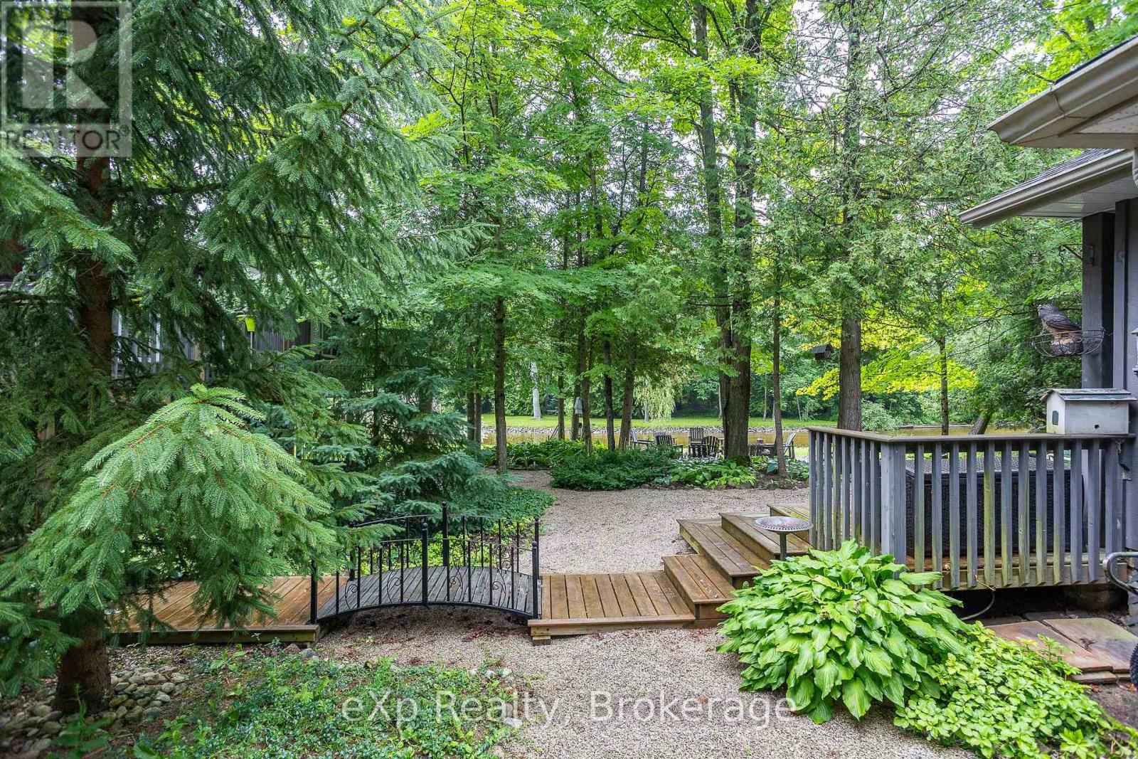 127 Paisley Drive Property Photo 15