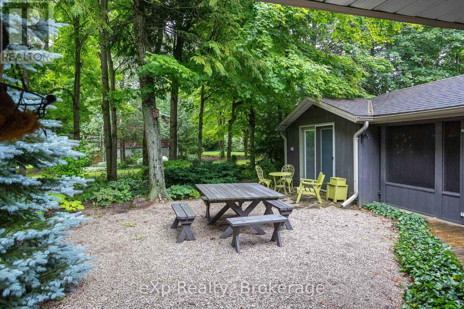 127 Paisley Drive Property Photo 21