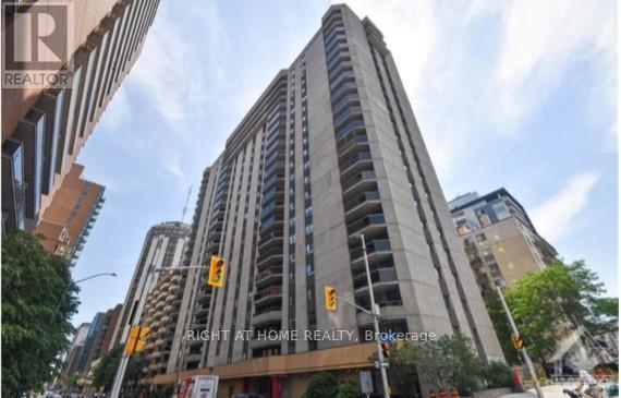 706 - 470 LAURIER AVENUE W Property Photo 1