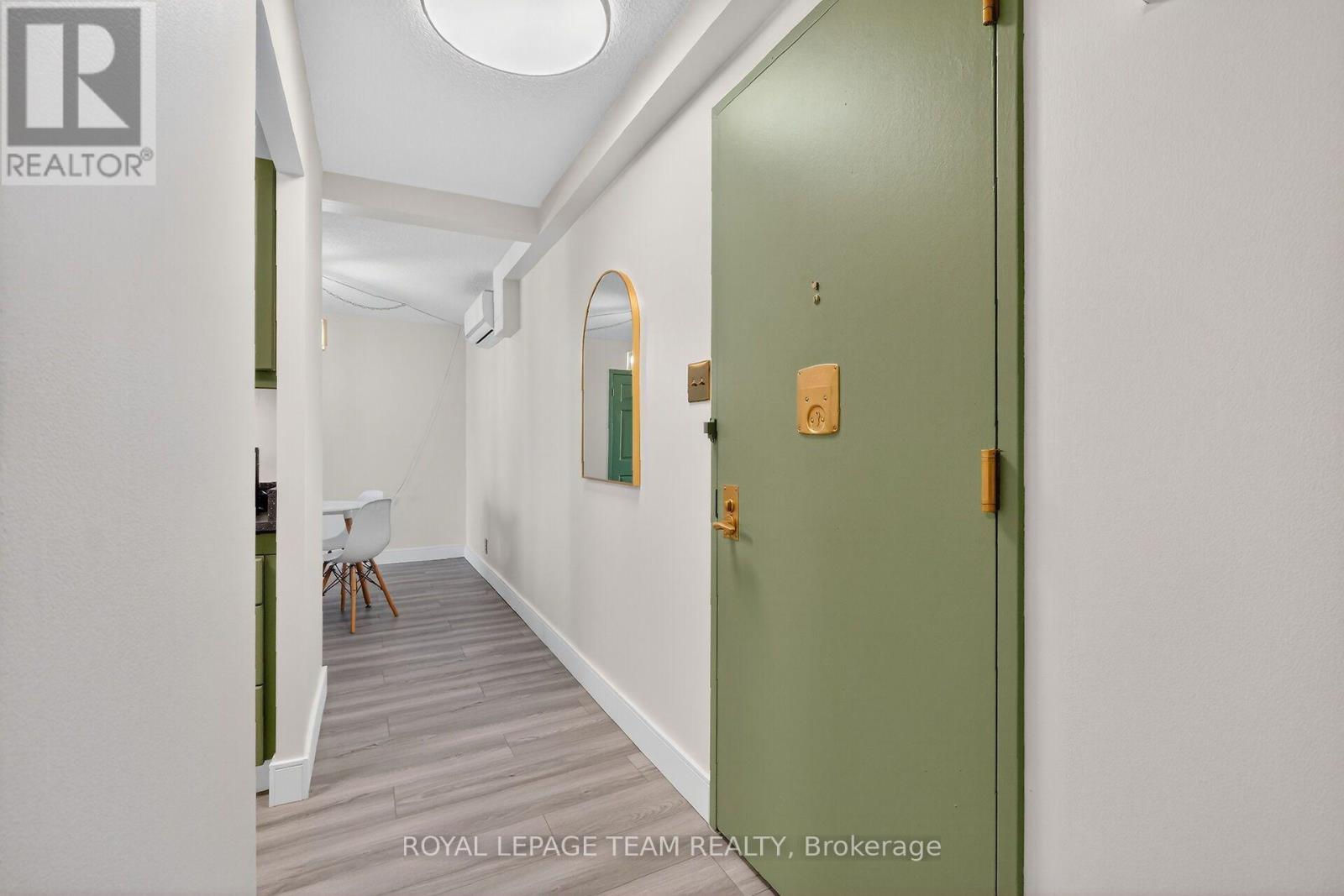 1809 - 515 St Laurent Boulevard Property Photo 8