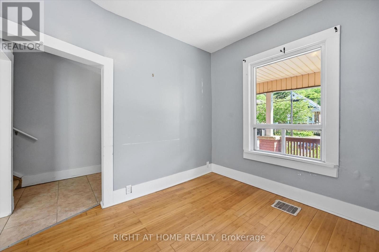343 Cumberland Avenue Property Photo 6