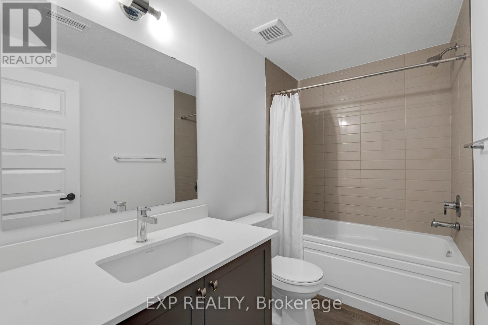 61 - 99 Roger Street Property Photo 18