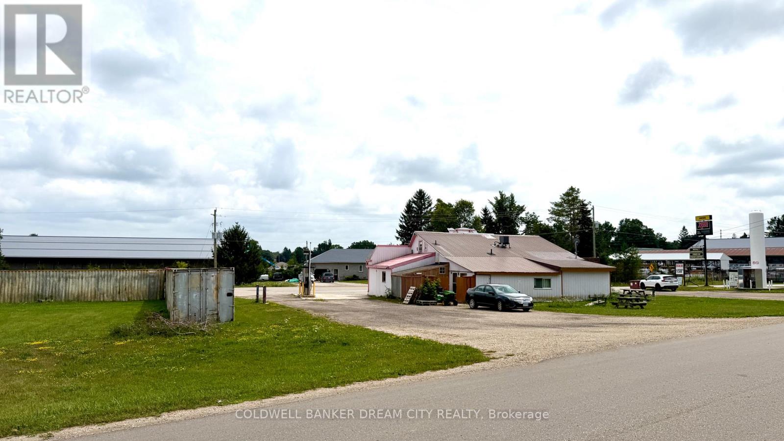 90279 London Road N Property Photo 37