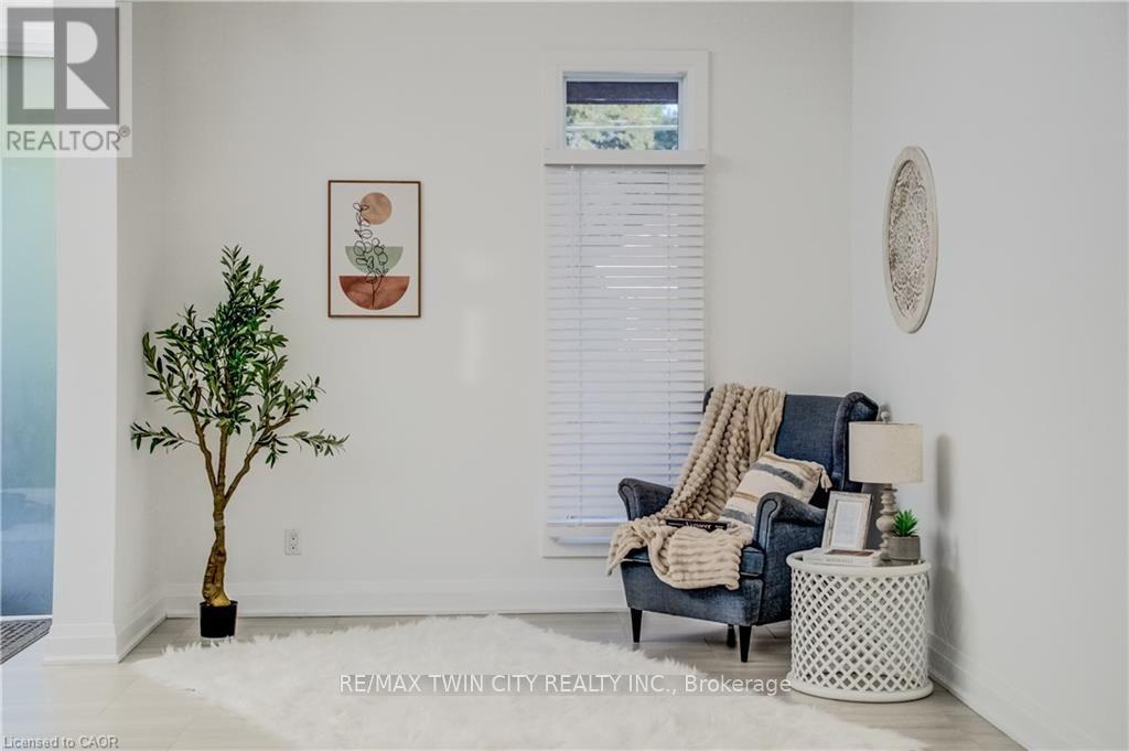 149 Woolwich Street Property Photo 6