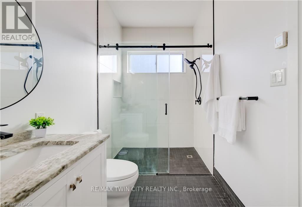 149 Woolwich Street Property Photo 29