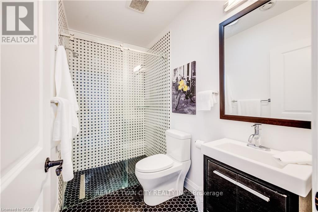 149 Woolwich Street Property Photo 32