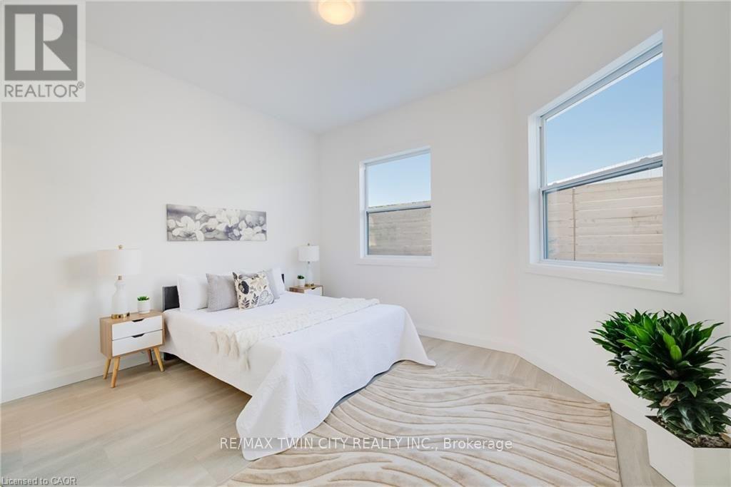 149 Woolwich Street Property Photo 37
