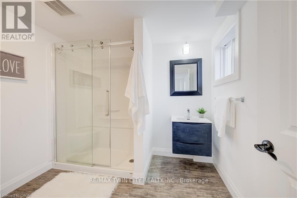 149 Woolwich Street Property Photo 40
