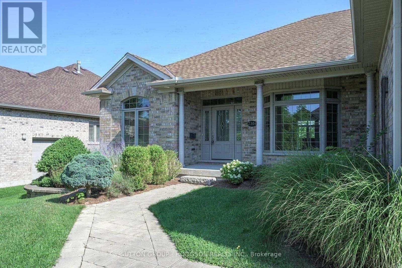 2304 Jack Nash Drive Property Photo 2