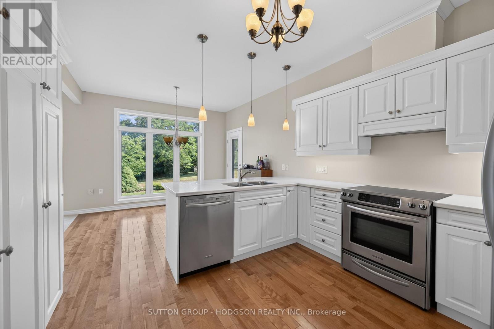 2304 Jack Nash Drive Property Photo 10