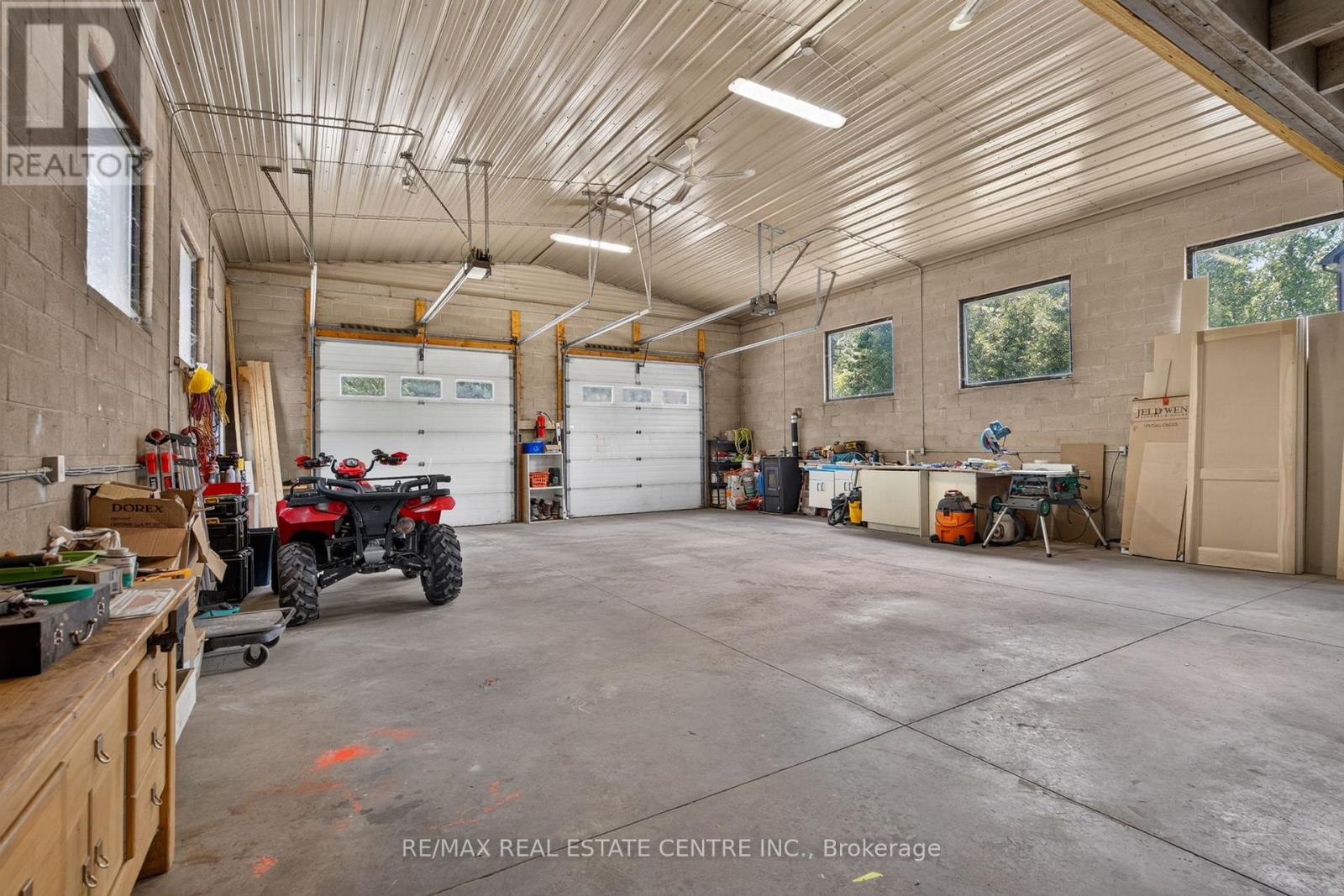 833180 4th Line Ehs Property Photo 41