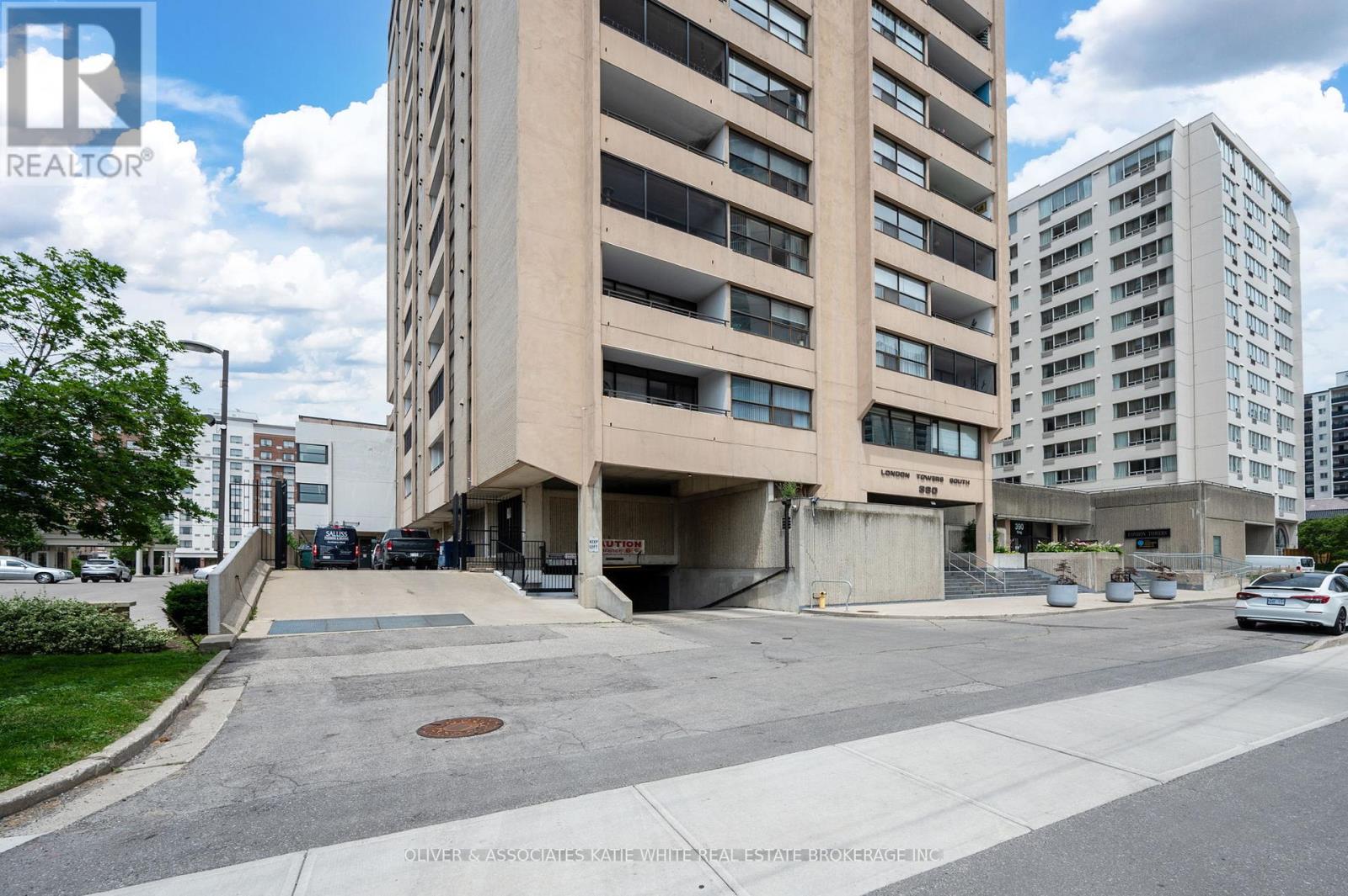 1507 - 380 King Street Property Photo 27