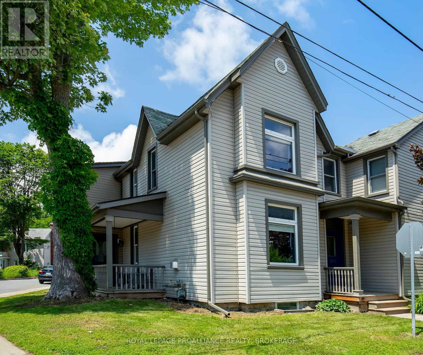 300 SYDENHAM STREET