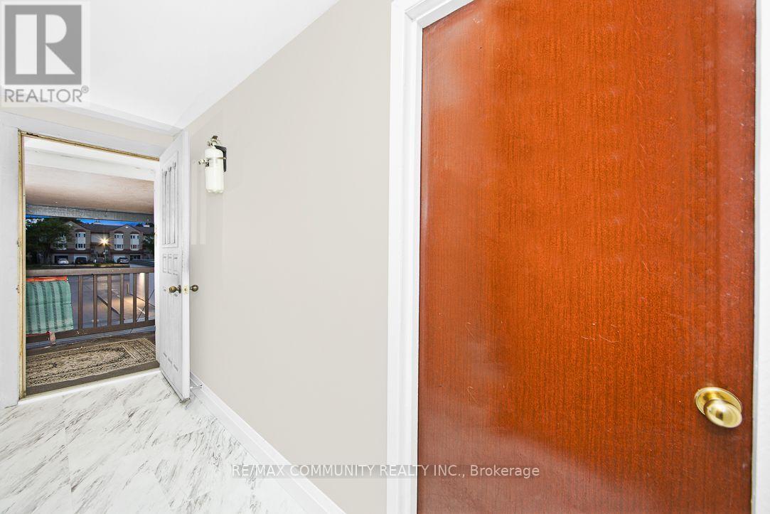 2 - 1130 King Street E Property Photo 5