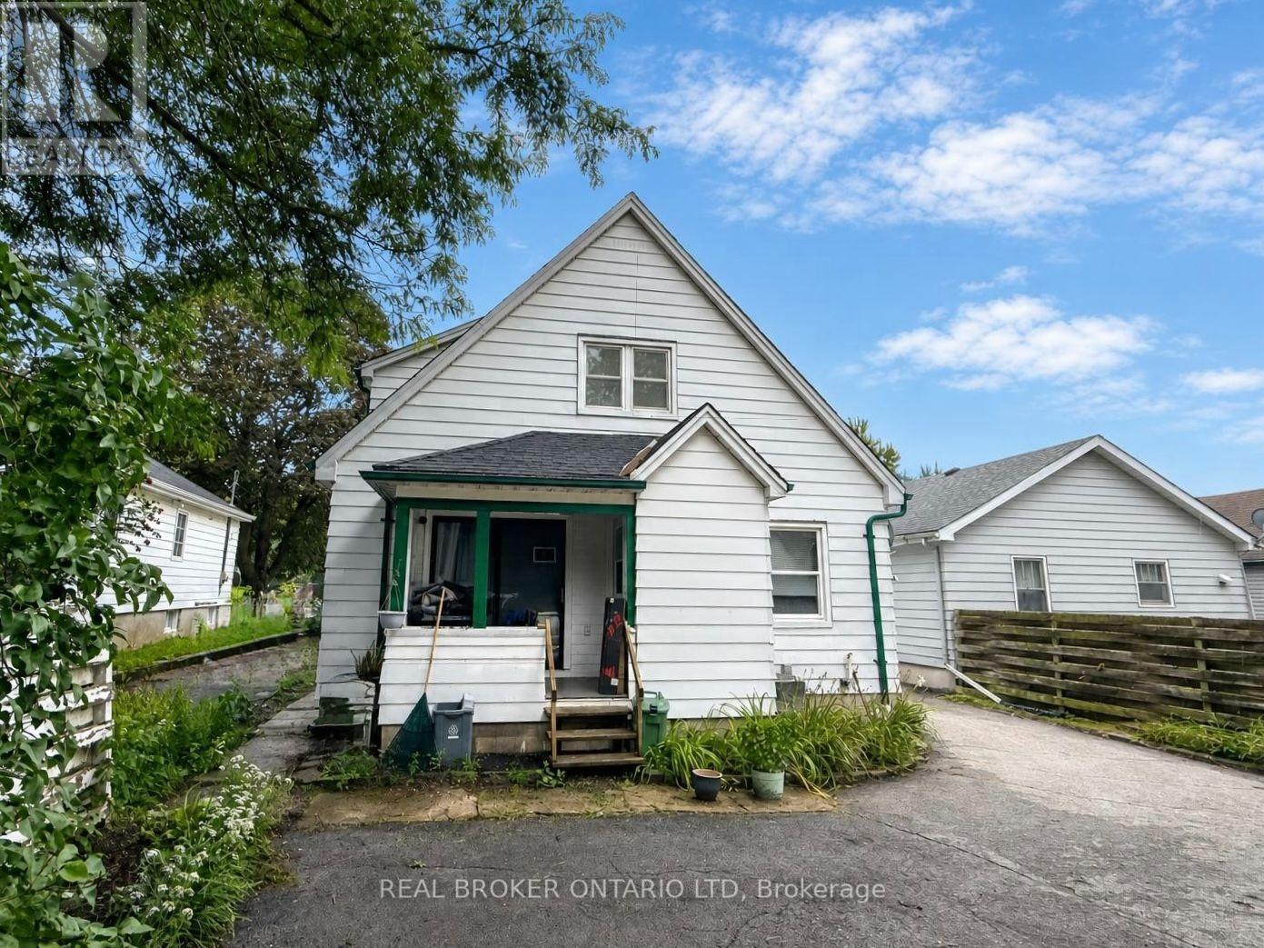 153 Hale Street Property Photo 2