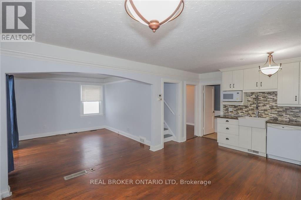 153 Hale Street Property Photo 7