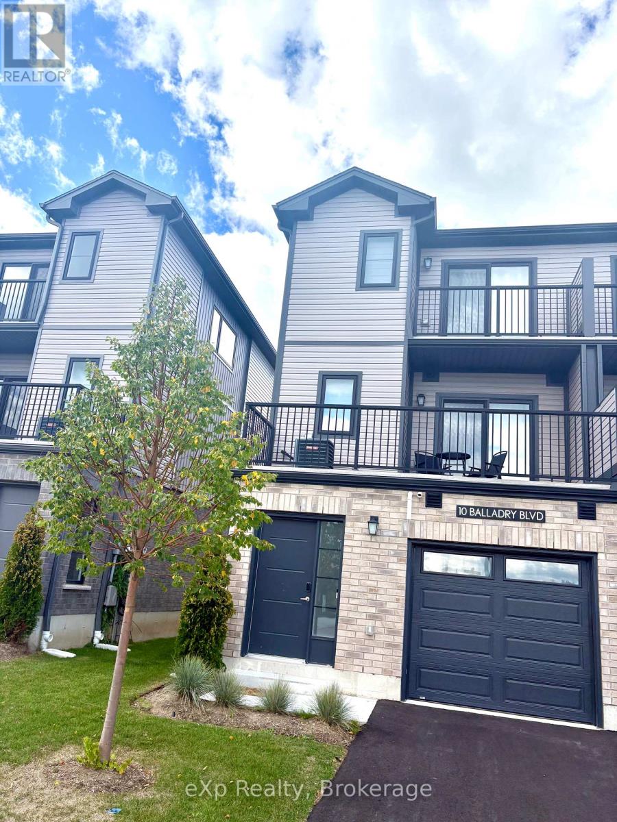 10 Balladry Boulevard Property Photo 3
