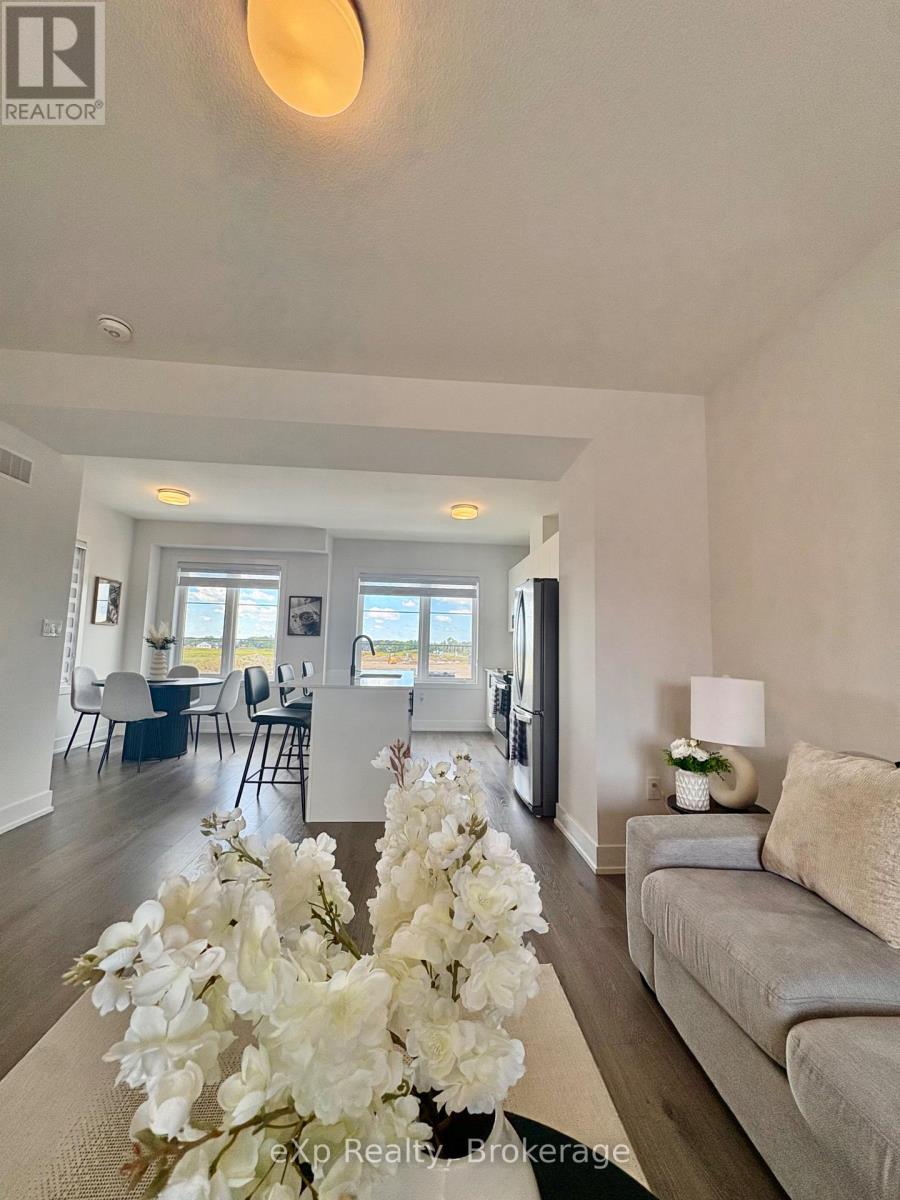 10 Balladry Boulevard Property Photo 8