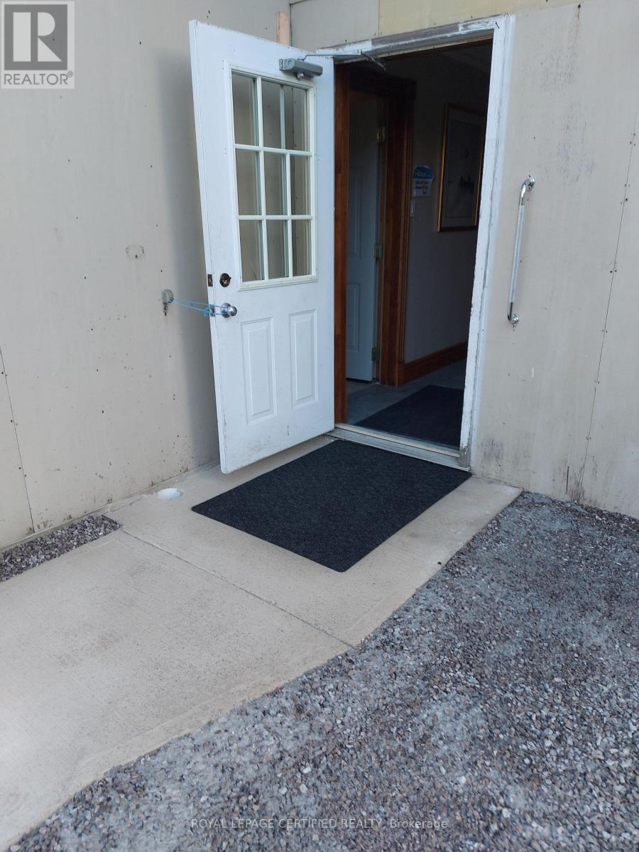 195 Currie Road Property Photo 9