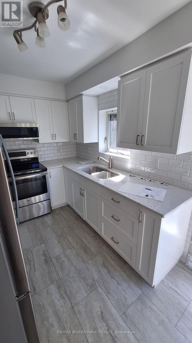 206 - 330 Centrum Boulevard Property Photo 5
