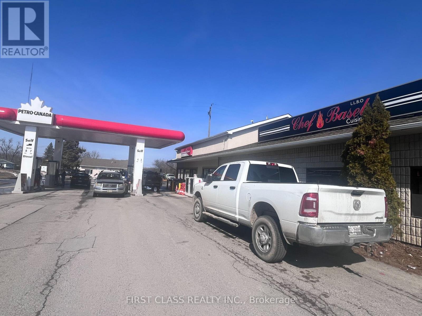 2641 Television Road Property Photo 6