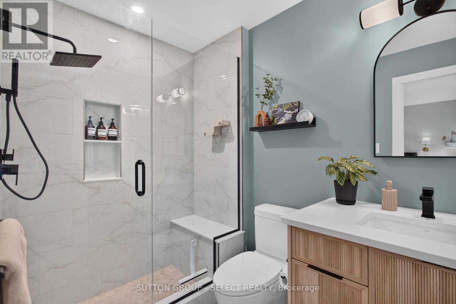 1445 Riverbend Road Property Photo 20