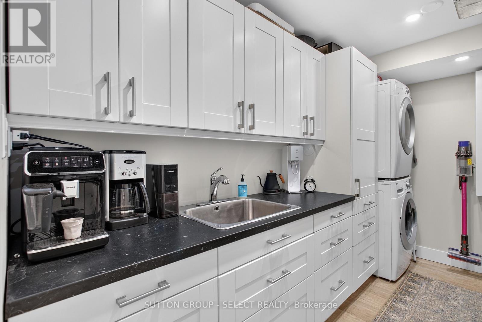 1445 Riverbend Road Property Photo 32