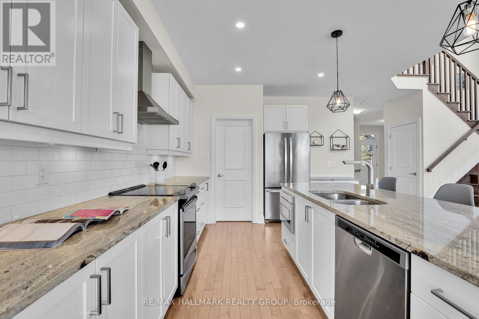 58 Zaatiik Grove Property Photo 8