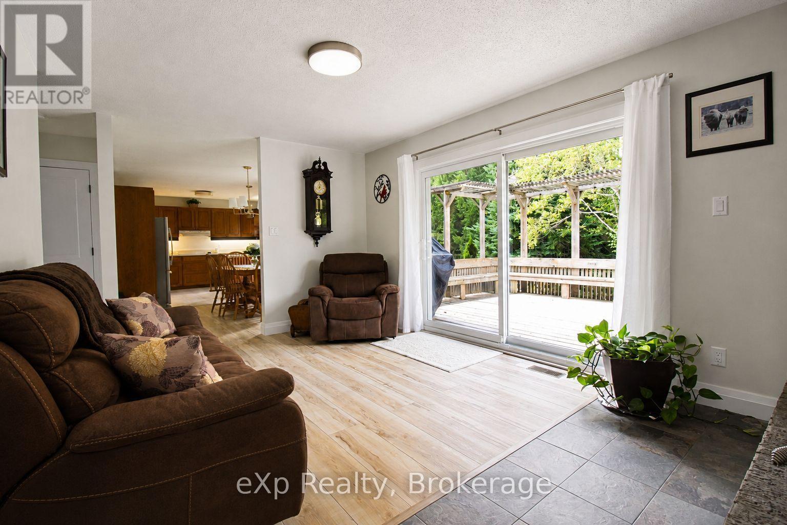 271 River Road Property Photo 7