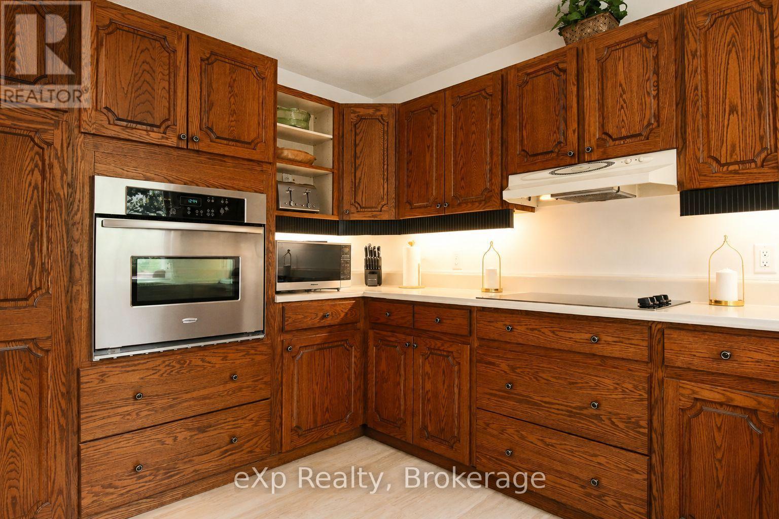 271 River Road Property Photo 12