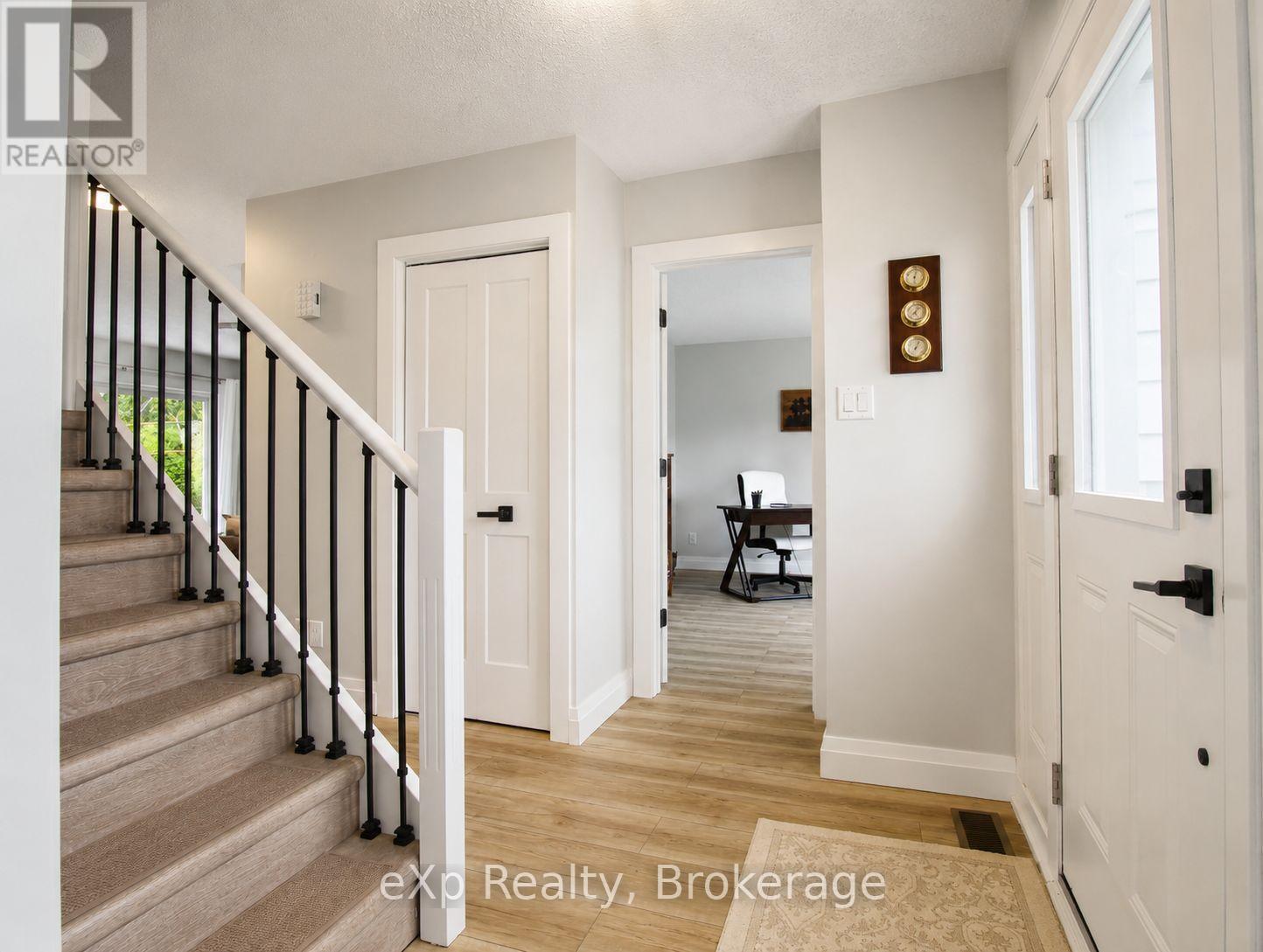 271 River Road Property Photo 17