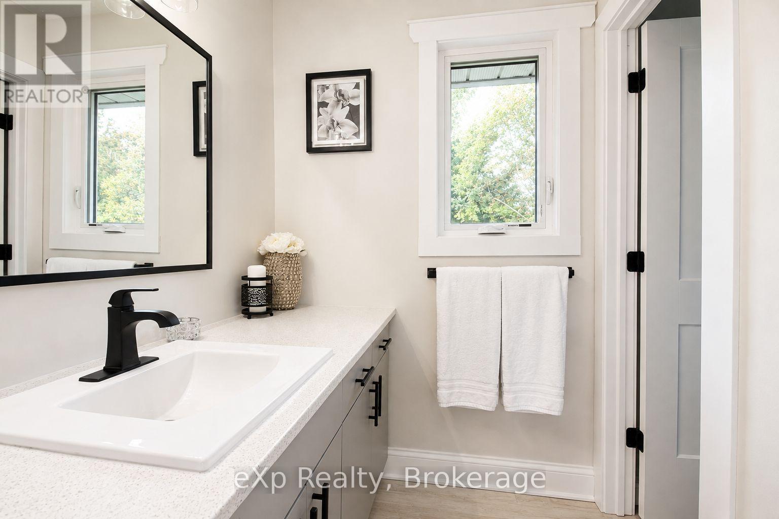 271 River Road Property Photo 21