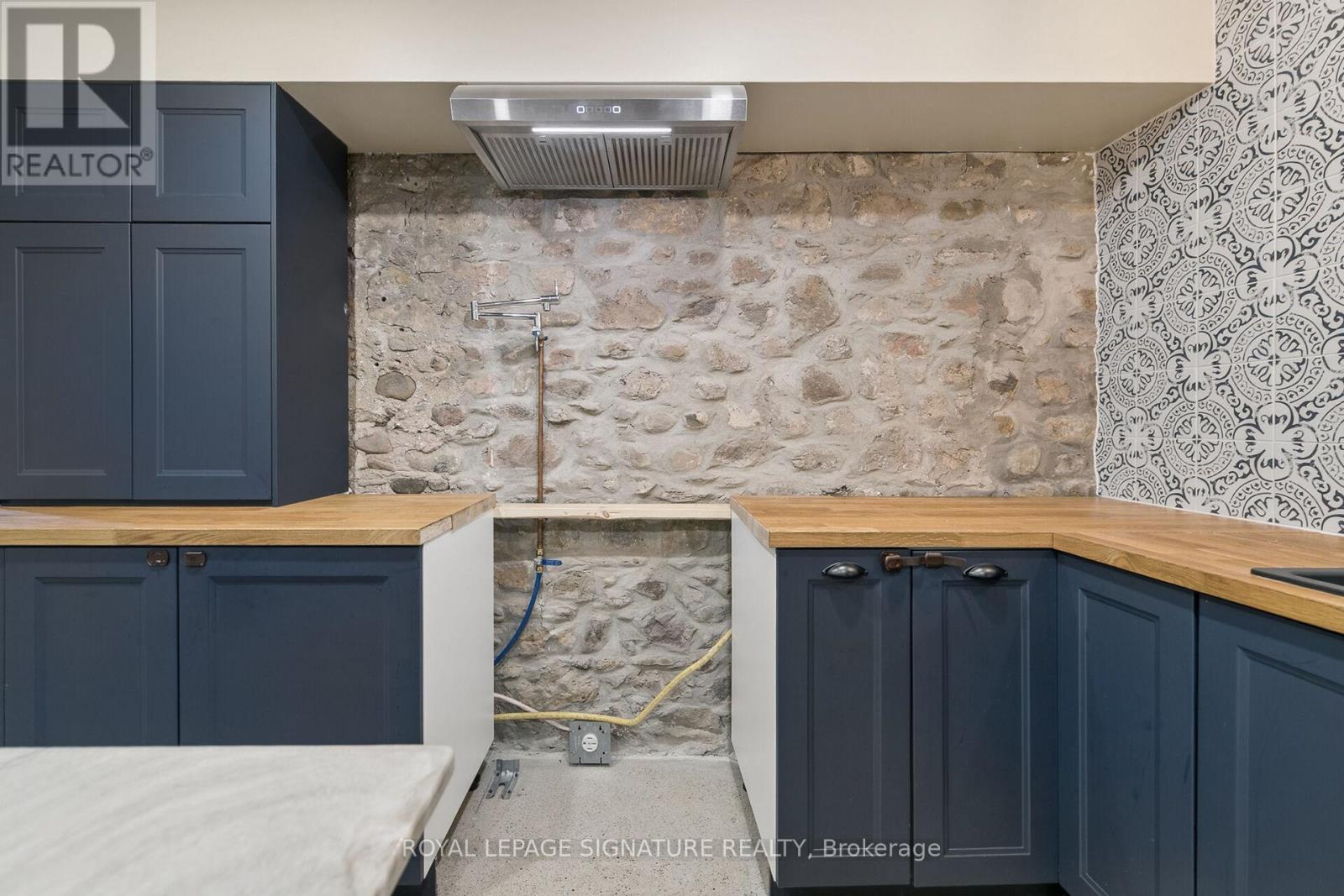 24 Davidson Street Property Photo 8