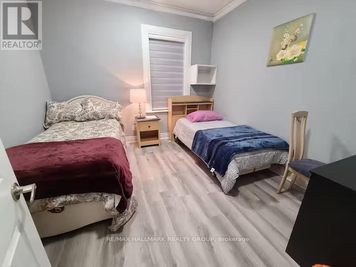 474 Somerset Street W Property Photo 12