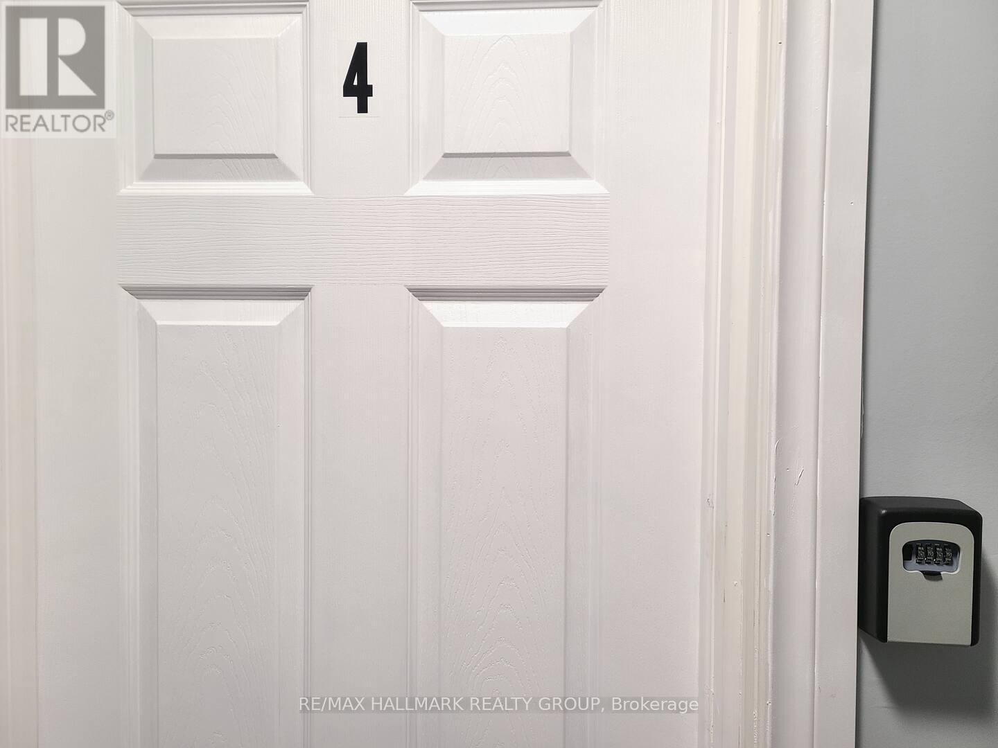 474 Somerset Street W Property Photo 13